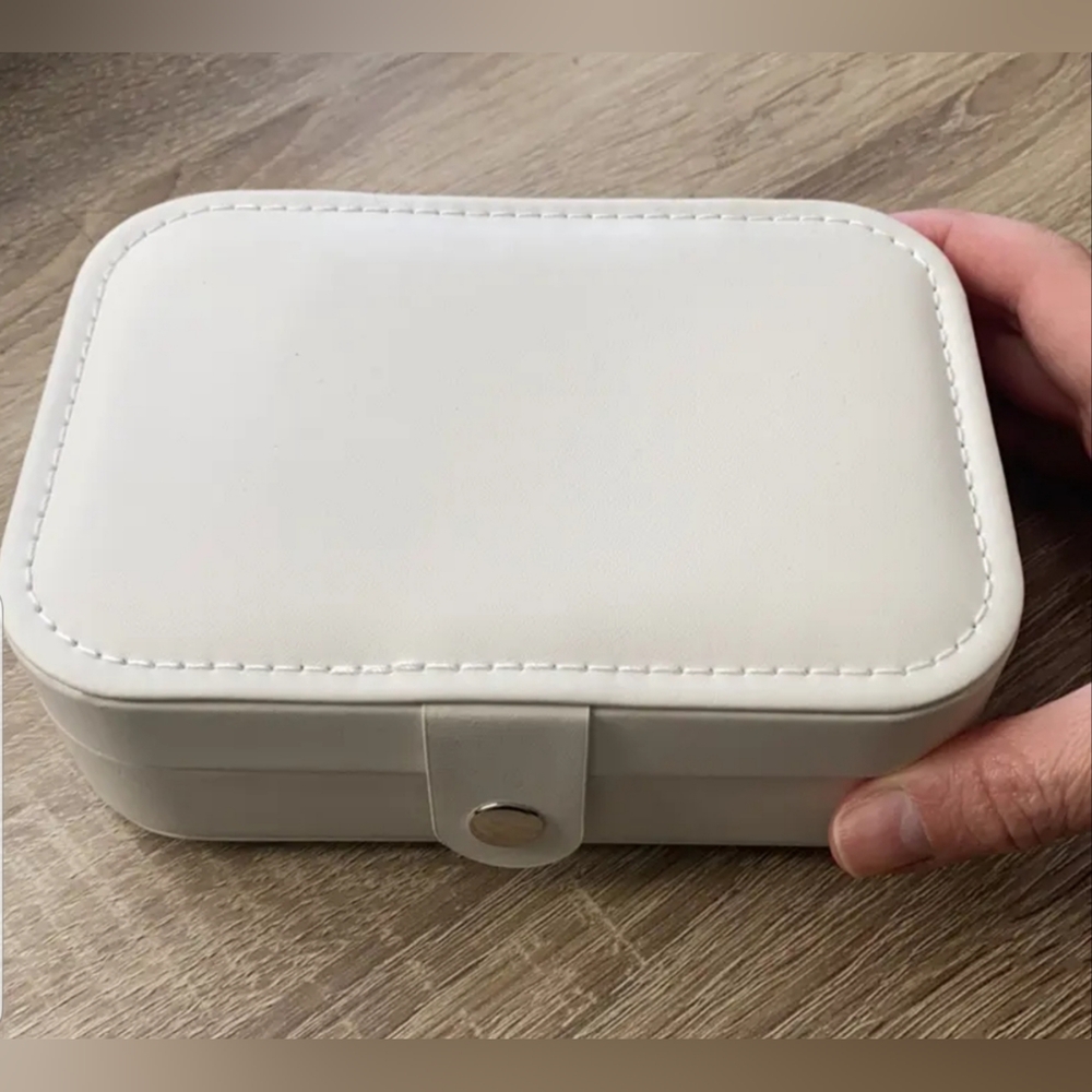 - Larger Mini Travel Jewelry Box II - New - White